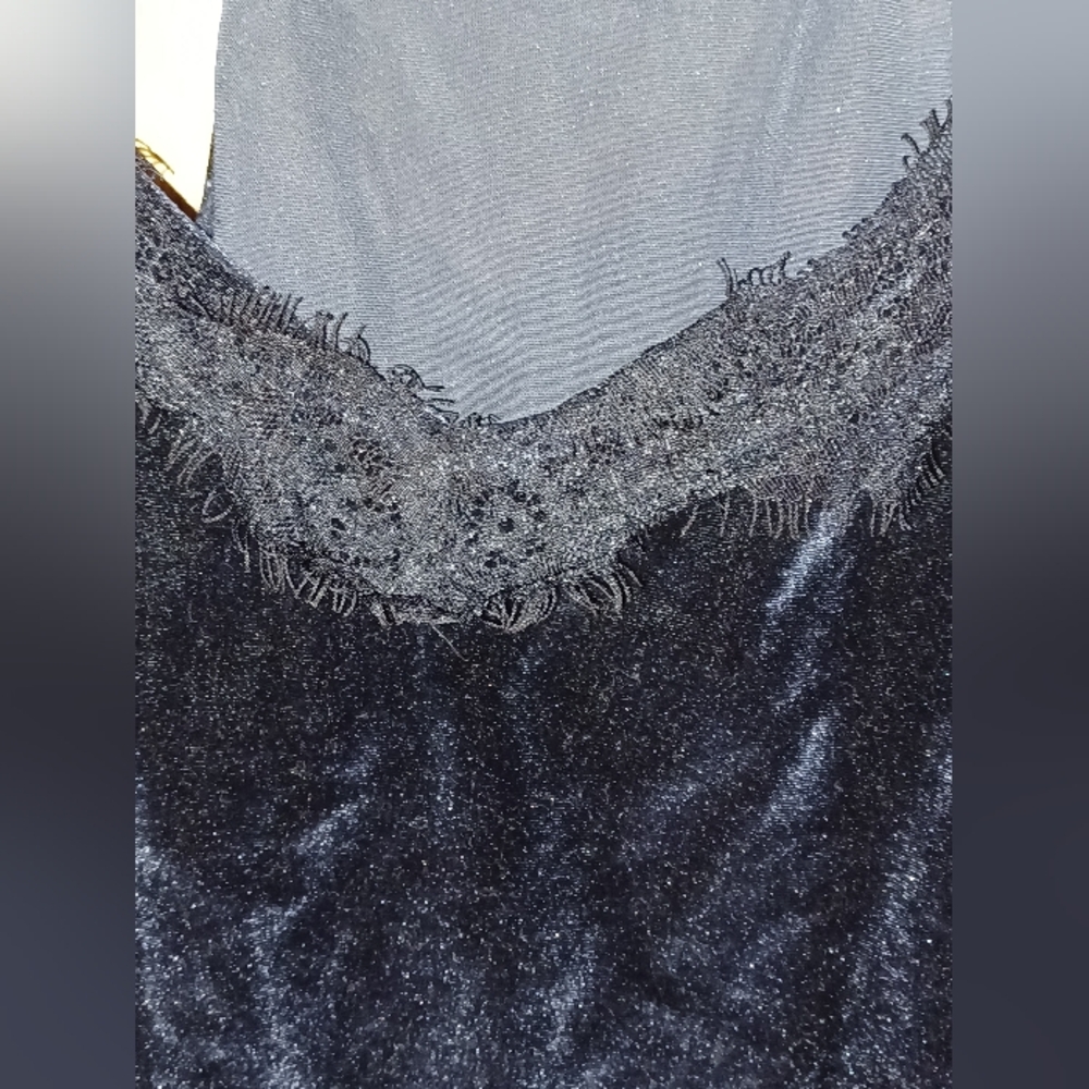 Nine West Top - Picture 4 of 4